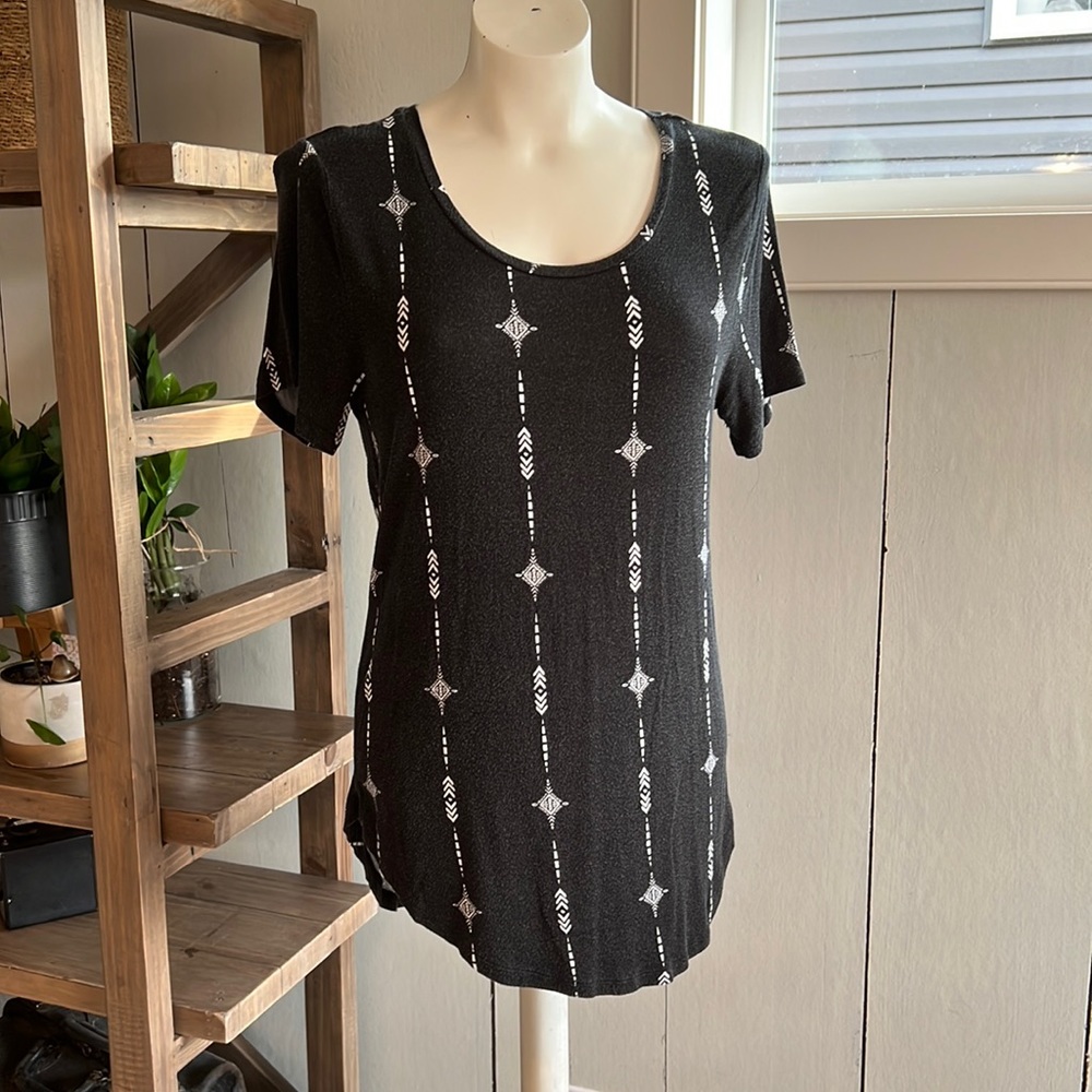 Dex Aztec printed scoop neck t-shirt M